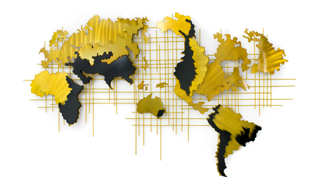 cosa regalare ad una mamma Etnica :  Scultura da parete 3D Mappa del Mondo oro e nero 