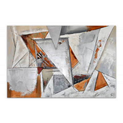 Dipinto materico astratto con accostamento di triangoli in toni grigio e oro e inserti metallici