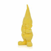 Statuetta di gnomo giallo in resina effetto velluto