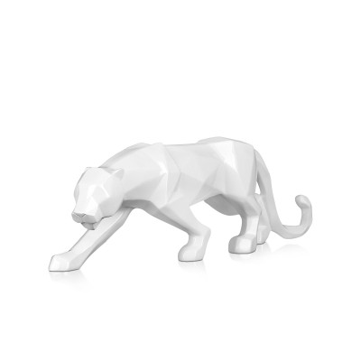 Pantera bianca in resina sfaccettata con una zampa posta davanti in posizione di agguato