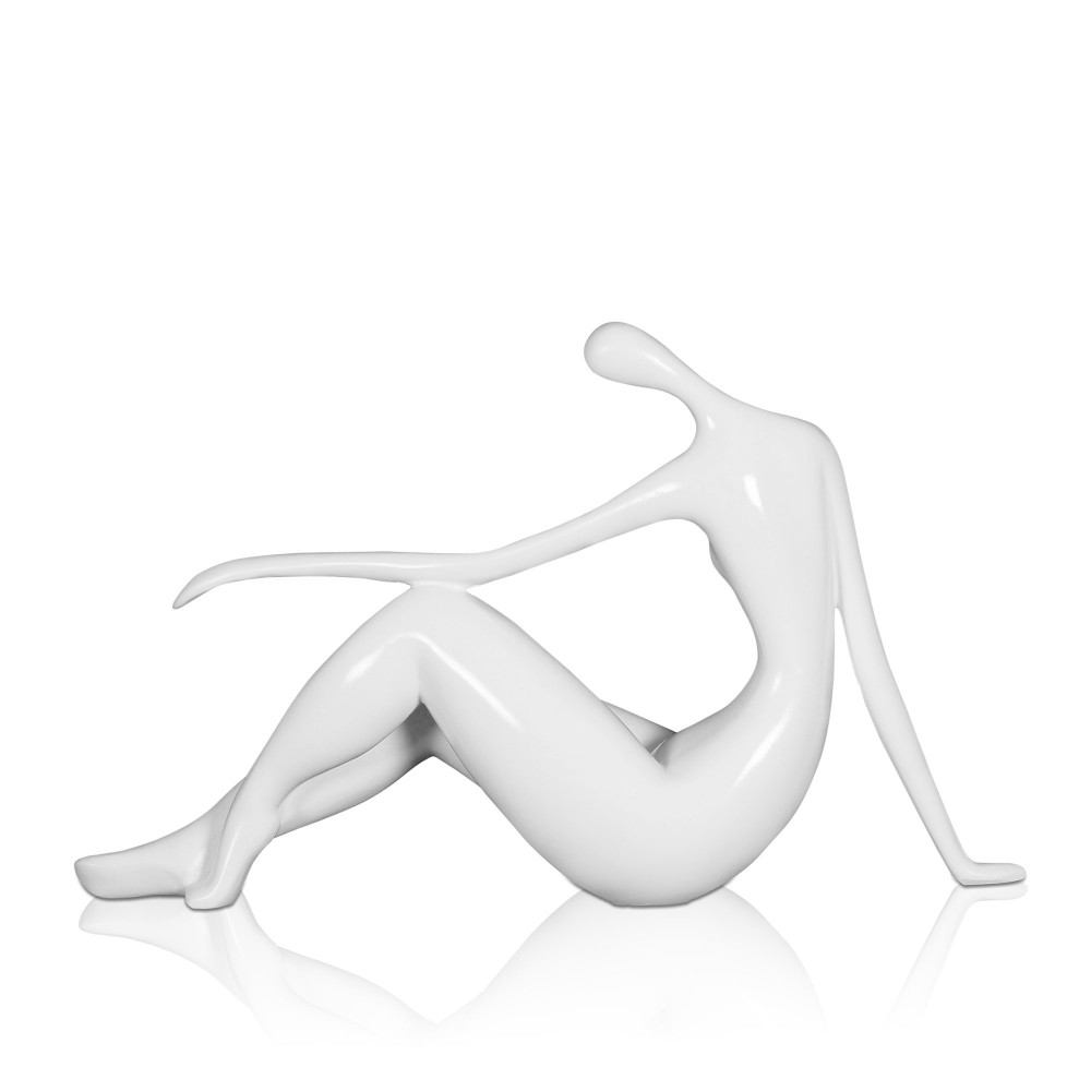 Statuetta moderna con tinta bianca e laccatura raffigurante una donna seduta con gambe flesse e testa china di lato