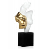Profilo scultura in resina bianca lucida con dettagli oro che raffigura parte del busto di un'amazzone