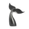 Composizione in resina rappresentante la coda di una balena in grigio metallizzato