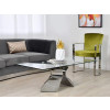 Tavolo da salotto basso Ics serie Luxury in un soggiorno di stile moderno