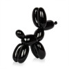 Realizzazione artigianale in resina nera di un cane creato con palloncini